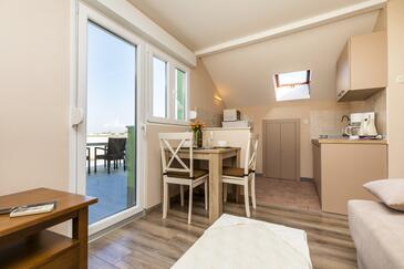 Apartmanok és szobák parkolóhellyel Mali Losinj, Losinj - 9681