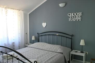 Familie appartement aan zee Jezera, Murter - 9684