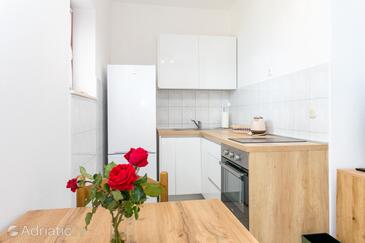 Apartments by the sea Okrug Gornji, Čiovo - 9693