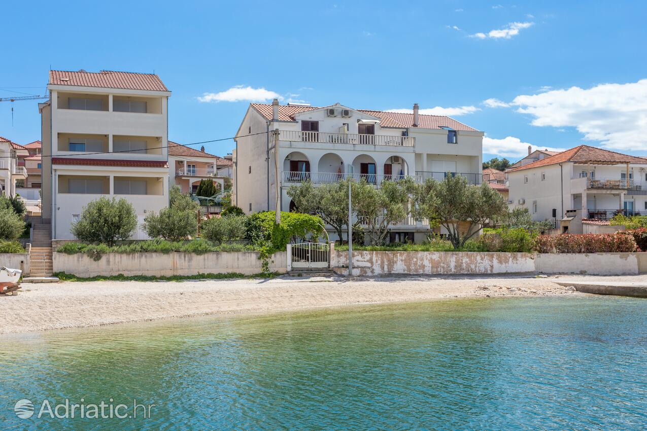 Apartments by the sea Okrug Gornji, Čiovo - 9693
