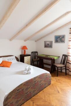 Apartments by the sea Žrnovska Banja, Korčula - 9705