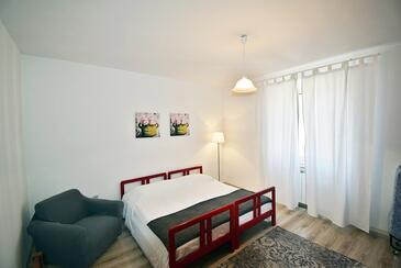 Ferienwohnungen mit Parkplatz Valbandon, Fazana - 9708