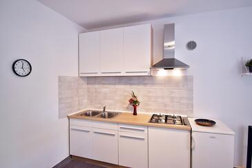 Apartamentos con parking Valbandon, Fazana - 9708