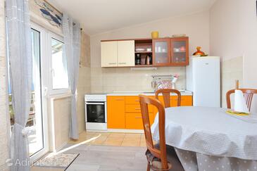 Apartamente lângă mare Rastici, Ciovo - 9717