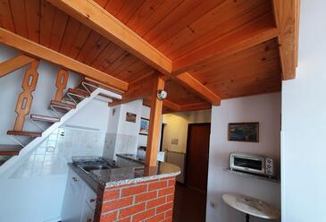 Apartmani s parkingom Krk - 9718