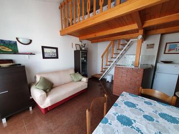 Ferienwohnungen mit Parkplatz Krk - 9718