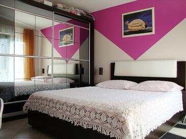 Apartments with parking space Metajna, Pag - 9721