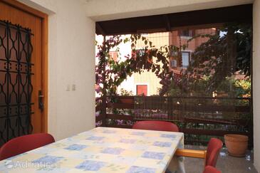 Leiligheter med parkering Fazana - 9724