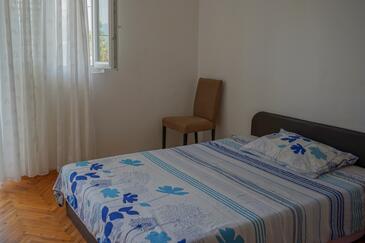 Ferienwohnungen mit Parkplatz Slatine, Ciovo - 973