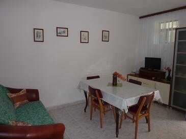 Apartments by the sea Seget Vranjica, Trogir - 976